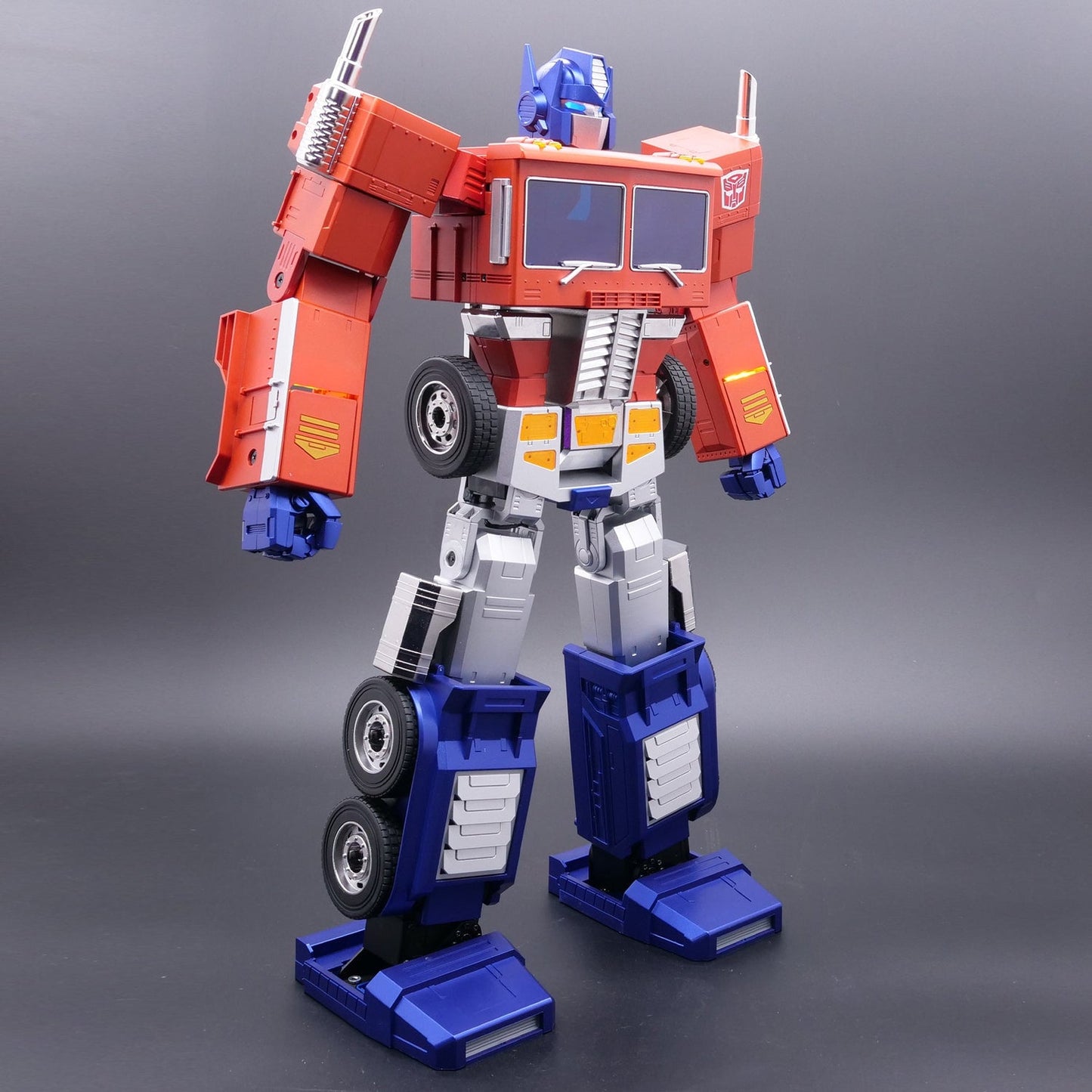 Transformers Optimus Prime Auto-Converting Robot - Flagship Collector's Edition